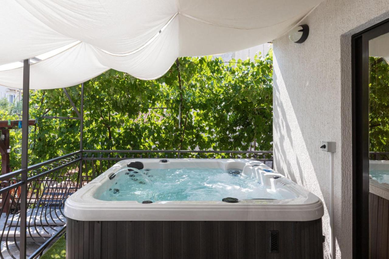 Cukerina Apartment With Whirpool & Sauna Poreč Exterior foto